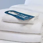 Travelodge Hotel 3*