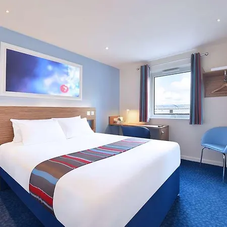 Travelodge 3* 해러게이트
