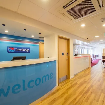 Travelodge 호텔 3*