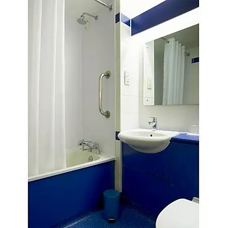 Travelodge 해러게이트