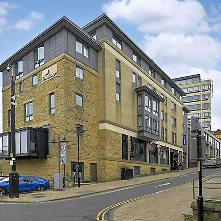 Travelodge Hotel 3*