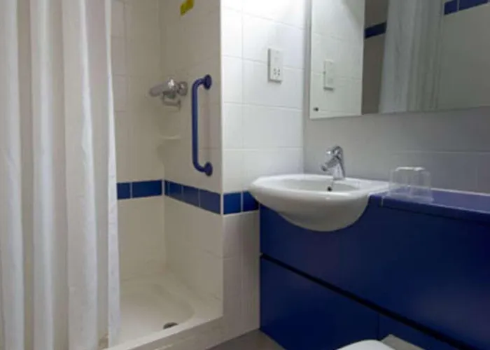 Travelodge فندق هاروغايت
