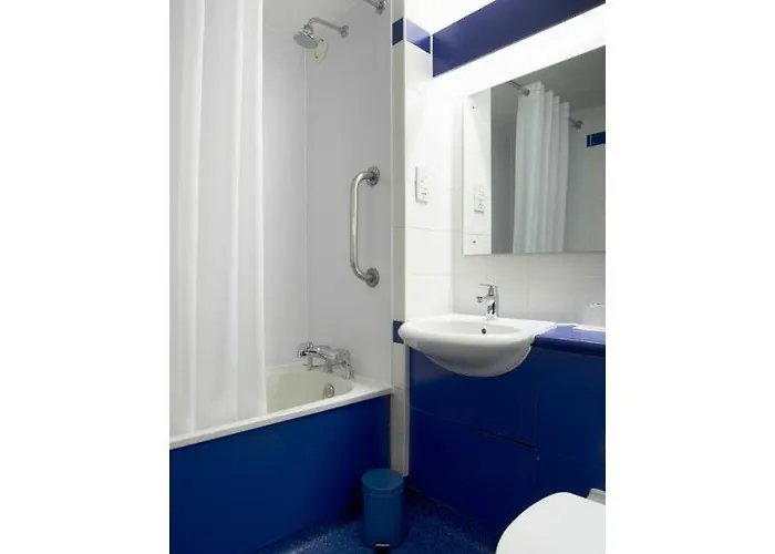 فندق Travelodge 3*